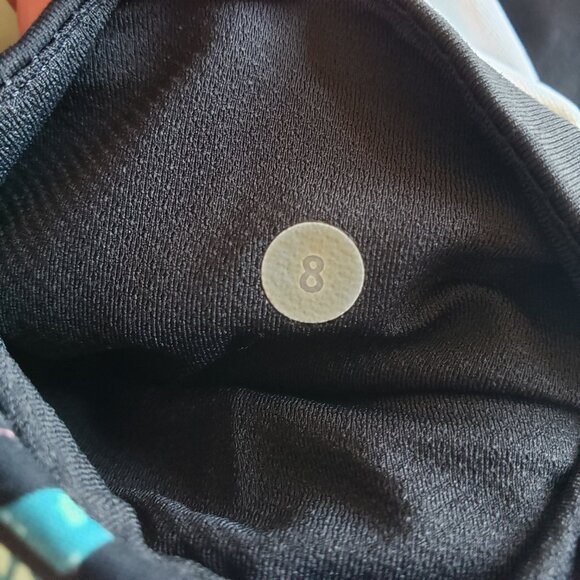 Lululemon High Times Leggings in Palm Lace Tofino Teal Multi Size 8 Athletic - Picture 9 of 11